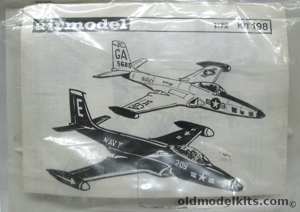 Airmodel 1/72 McDonnell F2H-2/2P Banshee - Bagged - (F2H2), 198 plastic model kit